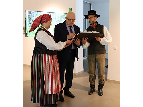 Įteikta Mažeikių krašto kultūros premija 